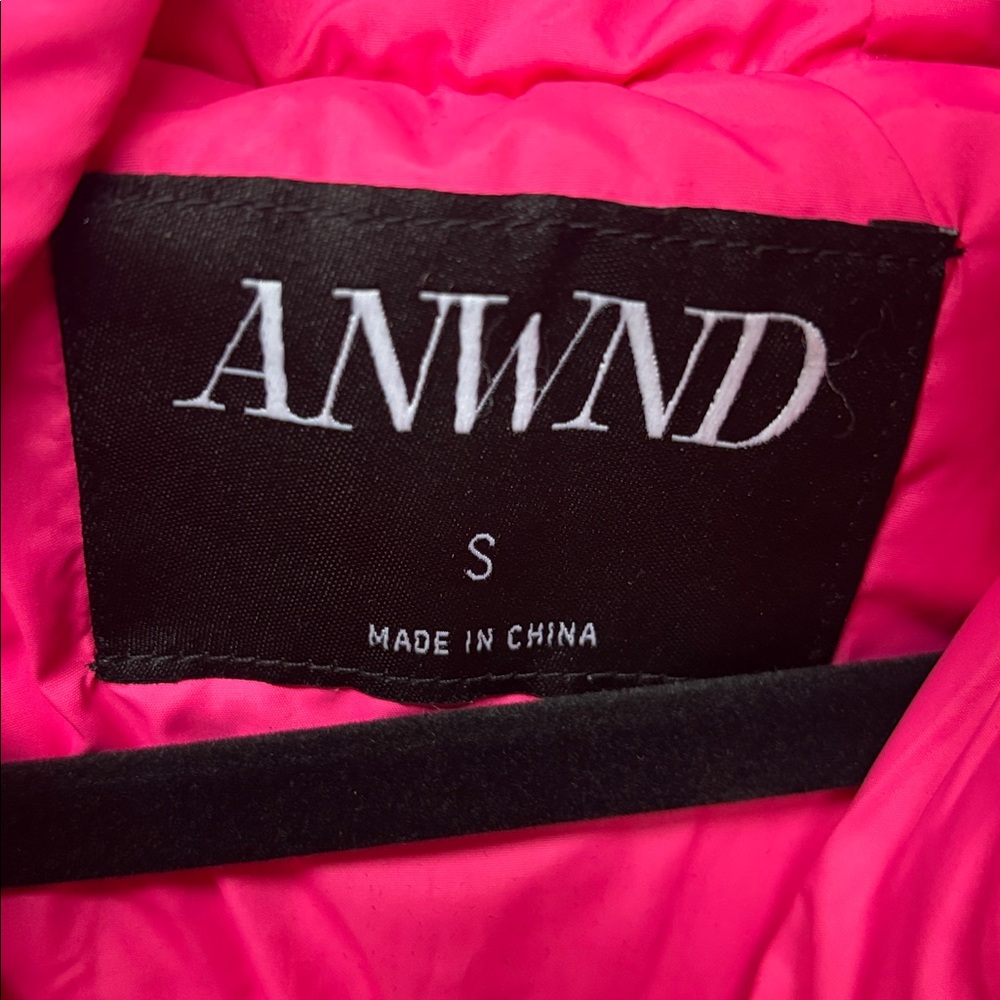 AMEND Pink Puffer Vest- Womens - Picture 3 of 3